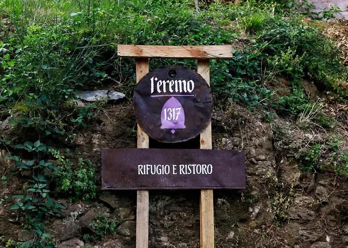 Leremorifugio Escursionistico10 Min Steep Walk